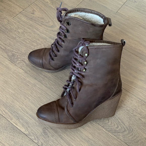 Aldo Genuine Leather Wedge Boots, Size 7 - Picture 12 of 16